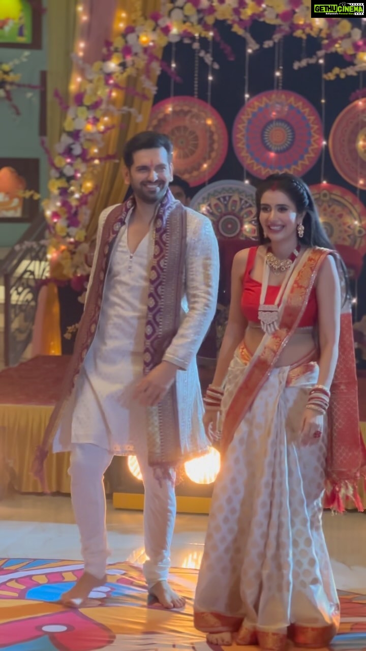Charu Asopa Instagram - रजत मृदुला after long time 🦋🦋 . . #kaisahaiterishtaanjana . . #yourrahulsharma #rahulsharma #rahulsharma777 #dance #sequence #indian #television #show #dangal