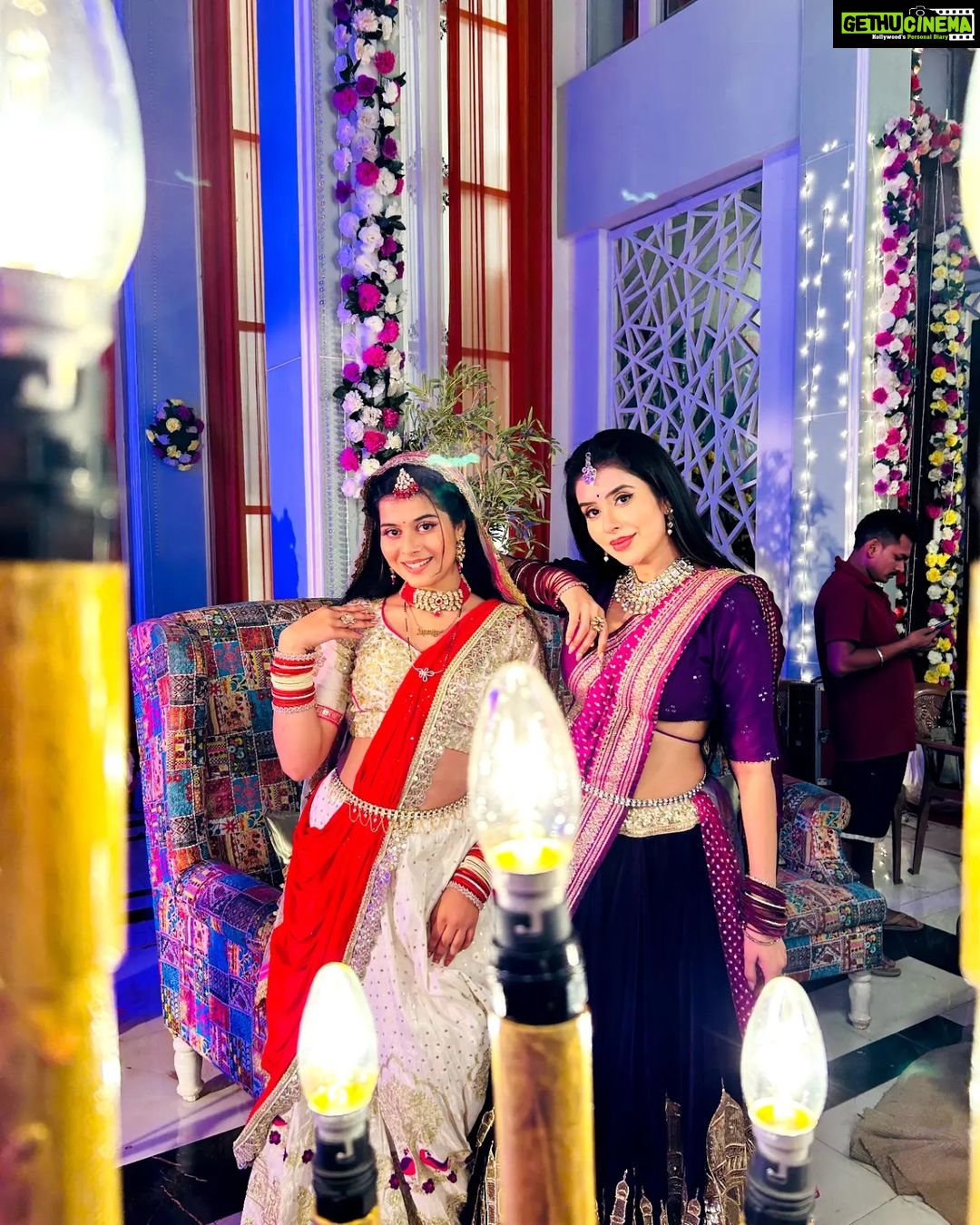 Charu Asopa Instagram - ❤️✨💜 #kaisahaiyehrishtaanjana #photooftheday #explorepage #fyp #instagood #instagram #cute