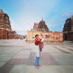 Chitra Shukla Instagram - Receiving energy from Temple✨ #jaishriram 🙏🏻 #omnamhshivay #jaishrimannarayan #kodandaramaswamytemple Sri Kodanda Ramaswamy Temple