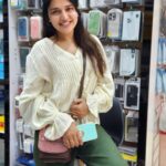 Chitra Shukla Instagram - Time to get #iphone15 #iphone15promax #chitrashukla