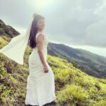 Chitra Shukla Instagram - All time my favourite 🤍 #whitecolour #saree #chitrashukla #instagood #swipeleft