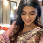 Chitra Shukla Instagram - Not all the time dimples take credit of heartful smile. 😊 #chitrashukla #smile #instagood #instalike #instadaily #instamood #instalove #chitrasmile #nofilter #nofilterneeded