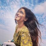 Chitra Shukla Instagram - “When you speak through smile, ‘Let people read your smile.😊🥰 #chitrashukla #benatural #keepsmiling #behappy #nofilter Maheshwar M.P.