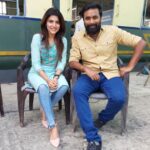 Chitra Shukla Instagram - From the set of #nana #movie #shooting railway station of #ramujifilmcity 😊 #happybirthday sir @sasikumardir It was good experienced working with you and I learned good learning points of acting.🙏🏻✨ #tamilfilm #tamilcinema #chitrashukla