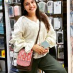 Chitra Shukla Instagram - Time to get #iphone15 #iphone15promax #chitrashukla