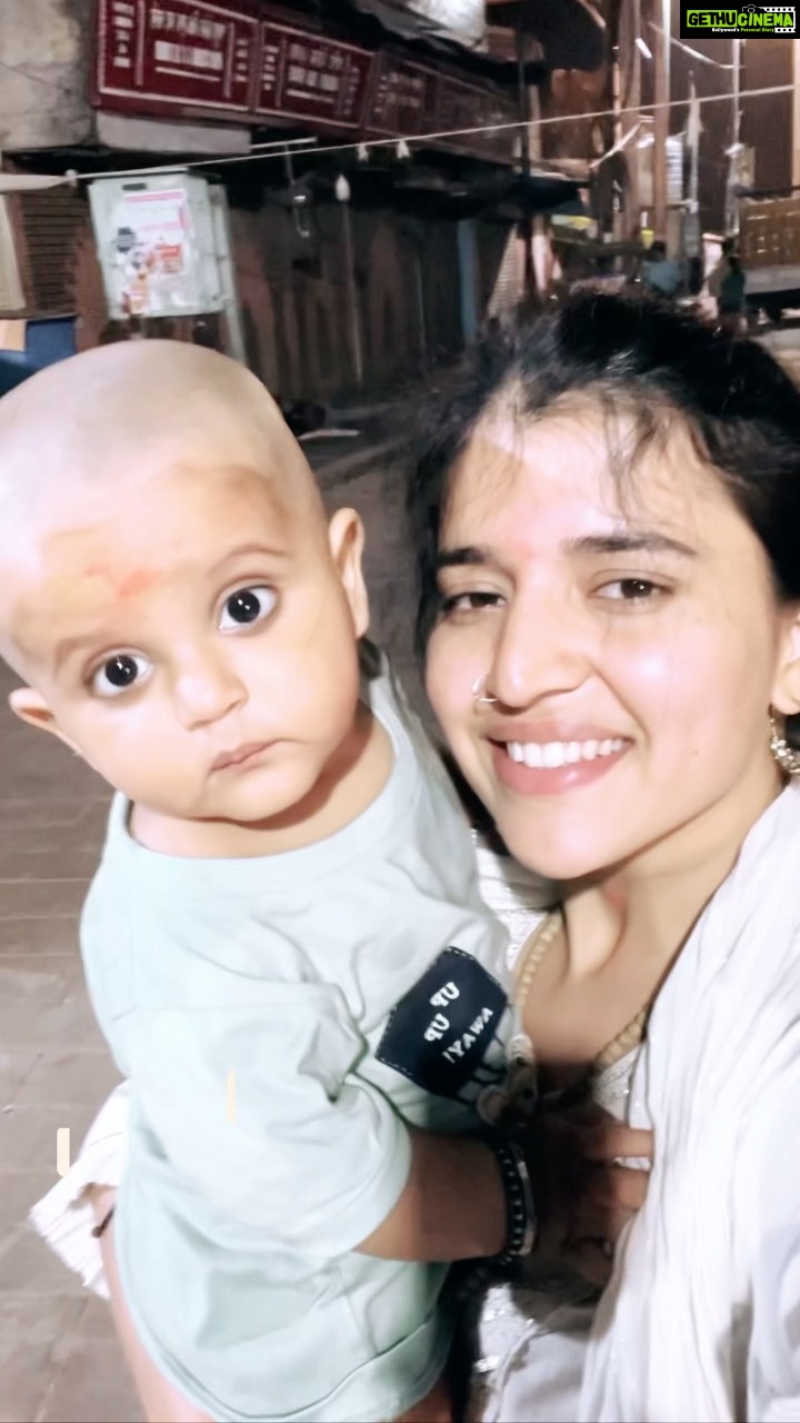 Chitra Shukla Instagram - My cutest nephew turn 1 Today 😊✨🌹 #happybirthday #omkarsbirthday #omkarbirthdaycelebration🎉 #firstbirthday