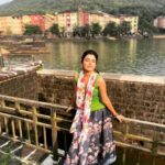Chitra Shukla Instagram - Sunlight is more important than worrying about tanned skin. Having some sunlight in the morning is best for Good life. #chitrashukla #instagram #instagood #instadaily #instamood #shootingtime #telugumovie #marathimovie Lavasa Lake City