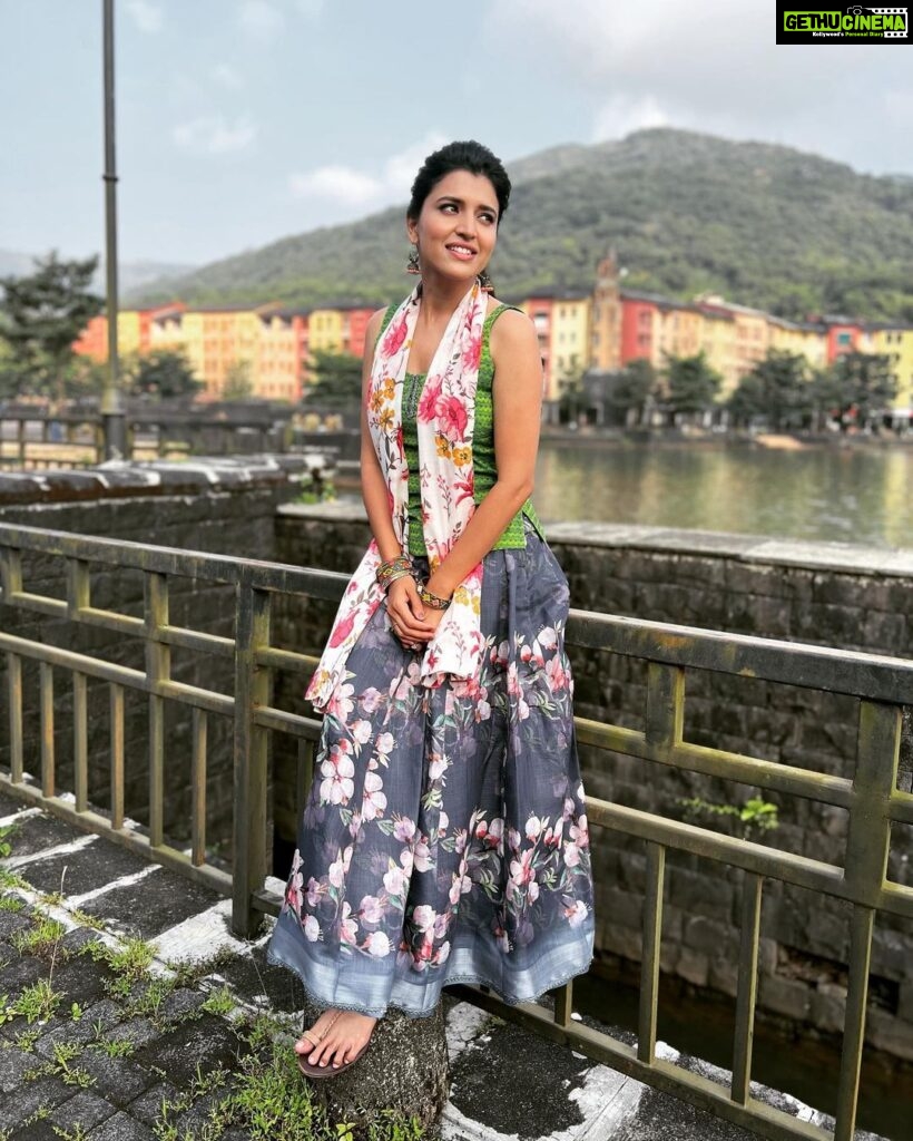 Chitra Shukla Instagram - Sunlight is more important than worrying about tanned skin. Having some sunlight in the morning is best for Good life. #chitrashukla #instagram #instagood #instadaily #instamood #shootingtime #telugumovie #marathimovie Lavasa Lake City