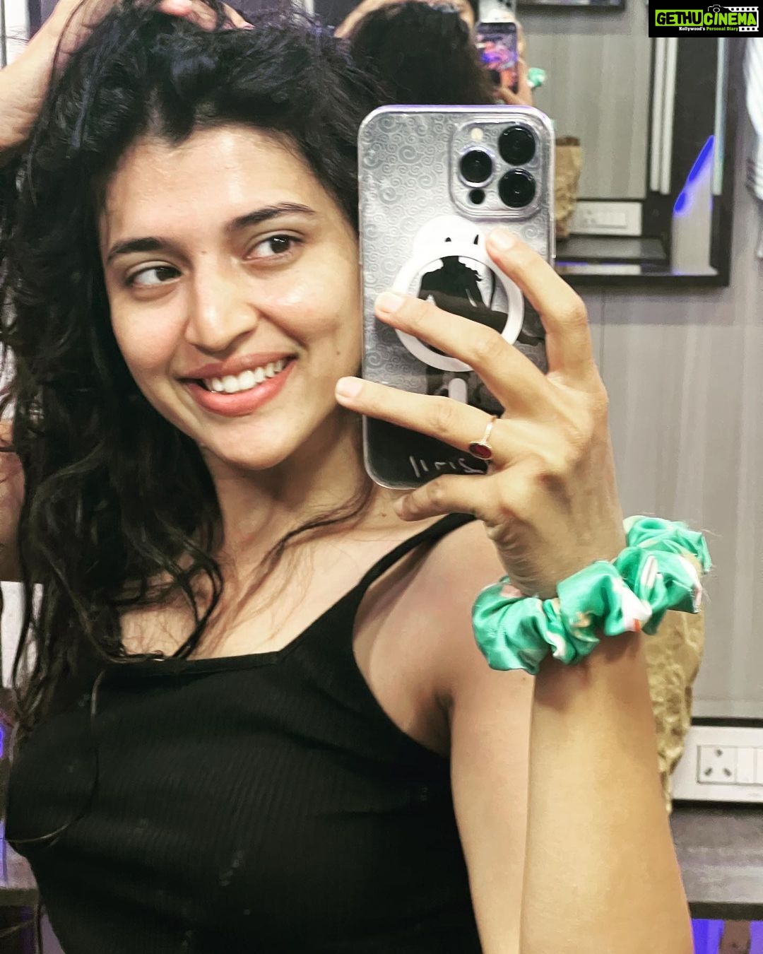 Chitra Shukla Instagram - #me Before going to put dark #makeup according to my #role in the film. My character name #puli from #kaliyugampattanamlo #movie #telugucinema #vanitytime #shooting #swipeleft π #chitrashukla #instagram #saturday #instagood #instadaily India