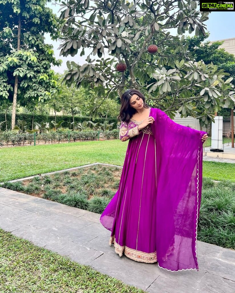 Daisy Shah Instagram - 💜 Guwahati, Assam
