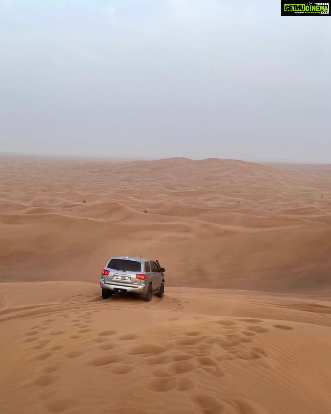 Daksha Nagarkar Instagram - Let me take you to watch sunrise in a desert 1) all set to go 2) arrived at the beautiful red sand desert 3)awaiting sunrise and also some psychedelic 4)since there was a mini sand storm it was a struggle to get to the top. Ps: never wear socks in sand 5)the calm after the storm 6)me vibing to the song in my head 🙈 7)joined by some racers, it’s insane to race in sand, loved it 8)it was time to go before the second storm hit us 9) felt cute 10) I will come back . . #dakshanagarkar #love #happy #desert #racing #sunrise #safari #adventure #instagram #pictureoftheday #instagood #travel #travelphotography #fun #girl