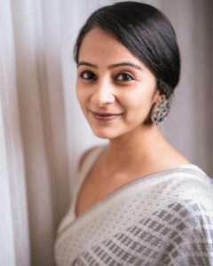 Darshana Rajendran Instagram - For the world premiere of ‘Paradise’ at the 2023 Busan International Film Festival.

Outfit - @shantibanaras
Jewellery - @ruhhette
Styled by - @damini_styles
Assisted by - @niddhii_jain
Photographer - @shashankjayaprasad