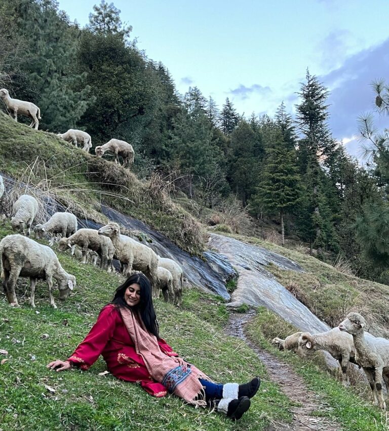 Deeksha Joshi Instagram - That’s where I belong.. that’s where my heart will meet my soul 🌺