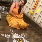 Deepika Singh Instagram – Wishing you a Diwali that brings you the best of luck, success, and endless moments of joy. Shubh Diwali!
.
.
#yesterdaynight✨ #diwali #family #festivalvibes #deepikasingh