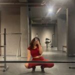 Denisha Ghumra Instagram - Taking my message from the pain! . You break me down You build me up BELIEVER! . #believer #pain #beautyinthepain #adapting #fitnessjourney #believerimaginedragons #denishaghumra
