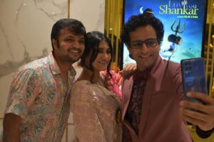Denisha Ghumra Instagram - At the Premier of Chandlo 
.
A story of a mother-daughter in law as never told before. A story of Relationships and love in its most real sense ❤️
I have always been a fan of @kaajalov for her Novels. Ek sanjne sarname and MaunRaag being my favourite novels of hers! The female characters she writes have stayed with me. @shraddhadangar_official you are growing at such speed in your performances, the graph is only going up! So so happy for you ❤️ here is to many more.. 
@manavgohil your performance and presence both had my heart. Hope to see you in many more Gujarati films 🌸
.
@thejayeshmore Always the best!!! And the cutest❤️
@ojasrawal to leave impact with a single scene! It was a pleasure to see you as utsav ❤️
.
@the_hardik_gajjar Congratulations to you sir for creating this beautiful film which will surely be loved for years to come 🌸
.
To the whole team Many Many Congratulations 🤍
.
Photos by - @rufas_christian - Thank you for such beautiful pictures 
#chandlo #chandlofilm #gujaratifilm #gujaraticinema #shraddhadangar #manavgohil #kaajalozavaidya #ojasraval #maulikchauhan #balrajshastri #denishaghumra