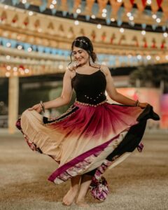 Denisha Ghumra Instagram - Day 1 at @karmgroup_ 👯‍♀️
. 
Favourite time of the year 🥰🥳
I get to witness the magic and energy of @balrajshastri and the entire team! 
You guys here is to the best coming few days ❤️
.
Captured - @shutter_eye_pictures 
Jewellery - @thejewelstudiio 
Outfit & MUAH - yours lovely 💁🏻‍♀️
.
#navratrispecial #kodi #navratri2023 #chaniyacholicollection #balrajshastrilive #navratrifestival #garbanight #ahemdabad_instagram #denishaghumra