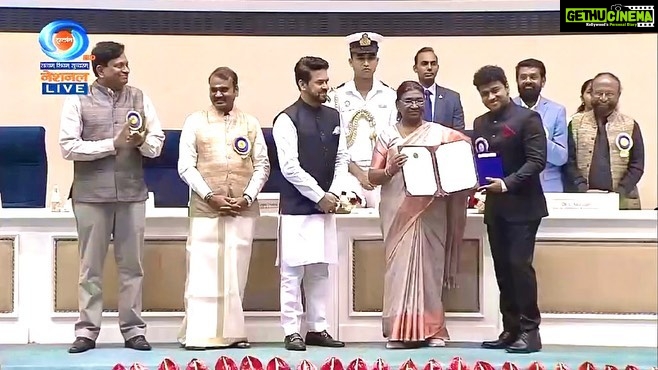 Devi Sri Prasad - 46.1K Likes - Honoured & Blessed to receive the National Award for BEST MUSIC DIRECTOR for the Movie PUSHPA..
My whole hearted Gratitude to the
Respected JURY of
#69thnationalfilmawards
The Government of INDIA & the Ministry for this esteemed recognition.
Extremely honoured to receive this award from the Honourable PRESIDENT Smt.Droupadi Murmu ji 🙏🏻
My Gratitude to my Director Dear @aryasukku Bhai & @mythriofficial
My brother @alluarjunonline
& d entire Team of #PUSHPA
SPECIAL LOVE & THANKS to my entire #DspTeam ❤️
And above all , Thank You ALL for Loving me and my Music always ❤️🙏🏻
Thank You MEDIA & PRESS for the Enormous Never Ending Support🙏🏻🎶