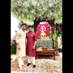 Devi Sri Prasad Instagram - What an honour it was to be invited to the residence of the Honourable CM of MAHARASHTRA Shri.Eknath Sambhaji Shinde ji , @mieknathshinde ji for GANESH POOJA 🙏🏻 I was so delighted to meet Such a Simple down to earth Family.. Unforgettable Hospitality 🙏🏻❤️ Thank U dear Shrikant Shinde ji @drshrikantshinde for the Amazing hospitality and the Personal attention n Care you took ! That was really so sweet of You !!! 🤗 Being surrounded by the Chants and Mantras was such a Divine & Musical Experience🙏🏻🙏🏻❤️❤️🎶🎶 ❤️🎶🙏🏻 #GanapathyBappaMoria And Thank you Raju Bhai 🎶❤️🙏🏻