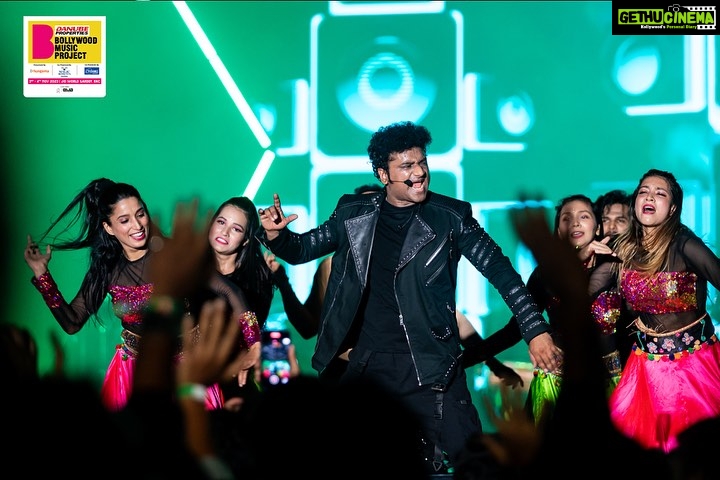 Devi Sri Prasad Instagram - @thisisdsp rocking the BMP stage with his magic 🤩 Experience Asli Bollywood at Danube Properties BMP 2023. #bollywoodmusicproject #bmp2023 #bollywood #music #indie #musicfestival #festivalvibe #bollywoodsongs #bollywoodstyle Jio World Garden
