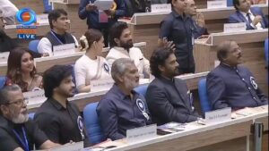Devi Sri Prasad Instagram - Honoured & Blessed to receive the National Award for BEST MUSIC DIRECTOR for the Movie PUSHPA..
My whole hearted Gratitude to the 
Respected JURY of 
#69thnationalfilmawards 
The Government of INDIA & the Ministry for this esteemed recognition.

Extremely honoured to receive this award from the Honourable PRESIDENT Smt.Droupadi Murmu ji 🙏🏻

My Gratitude to my Director Dear @aryasukku Bhai & @mythriofficial 
My brother @alluarjunonline 
& d entire Team of #PUSHPA

SPECIAL LOVE & THANKS to my entire #DspTeam ❤️

And above all , Thank You ALL for Loving me and my Music always ❤️🙏🏻

Thank You MEDIA & PRESS for the Enormous Never Ending Support🙏🏻🎶