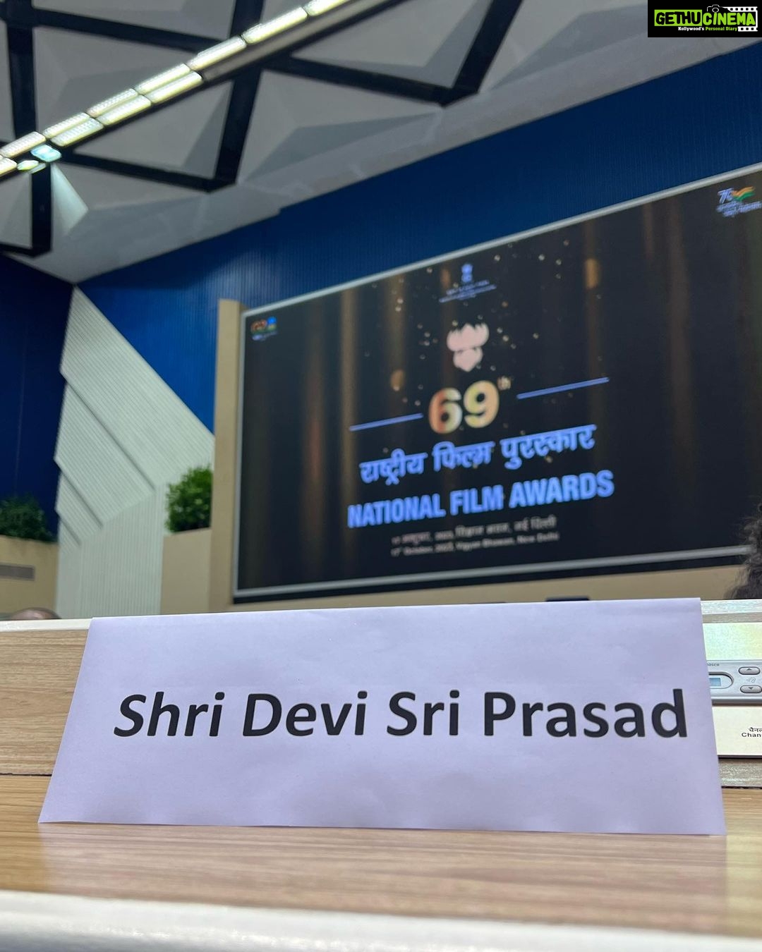 Devi Sri Prasad - 24.6K Likes - Yesterday at the Rehearsals of #69thNationalFilmAwards
At VIGYAN BHAVAN. DELHI
🎶❤️🙏🏻❤️🎶
