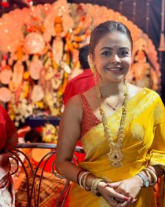 Devoleena Bhattacharjee Instagram - Dugga Dugga 🥰🧿🪷

#devoleena #duggadugga #shubhoasthami #sandhipujo #durgapuja #festivewear