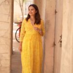 Devoleena Bhattacharjee Instagram - 💛🧡💛 #devoleena #reelitfeelit #gratitude Dubai UAE