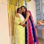 Devoleena Bhattacharjee Instagram - Its rare when everything is upto the mark from the direction team to coactors to writer to all the technicians. I am glad to be a part of this short but a beautiful journey of #dildiyaangallan. 🥰❤️ DISHA is and will always be close to my heart. Probably the character i have been waiting for since long. Anyways. 🥰 Everything is a part of life so i learned to accept it & move on with good & beautiful memories. To all my Coactors, you all are awesome. ❤️🥰You all made me feel comfortable since i have entered. Love you all. To @vineetrainaofficial , you are a star. 🌟I hope & wish with years this bond will grow more & more with lots of good & happy memories. @surekhajadhav808 i love you for taking care of me all the time. ❤️🤗 And thank you #devosquad 🙏🏻❤️🥰. You all are just FANTASTIC as always. #devoleena #dildiyangallan #newfamily #devosquad Mumbai - मुंबई