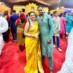 Devoleena Bhattacharjee Instagram - Pujo photo dump 💛💚 #durgapujo #couples #friends #familytime #celebrations #blessings #husbandandwife Mumbai, Maharashtra