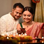 Devoleena Bhattacharjee Instagram - From Us to you all a very happy Diwali. 🪔🪔🪔 #shubhdeepawali Makeup & Hair - @makeup_by__shraddha Clicked by @fashion_btphotography #deepavali #diyas #lights #sweets #festive #couple #firstdiwaliaftermarriage❤️ #blessedlife #staysafe Mumbai, Maharashtra