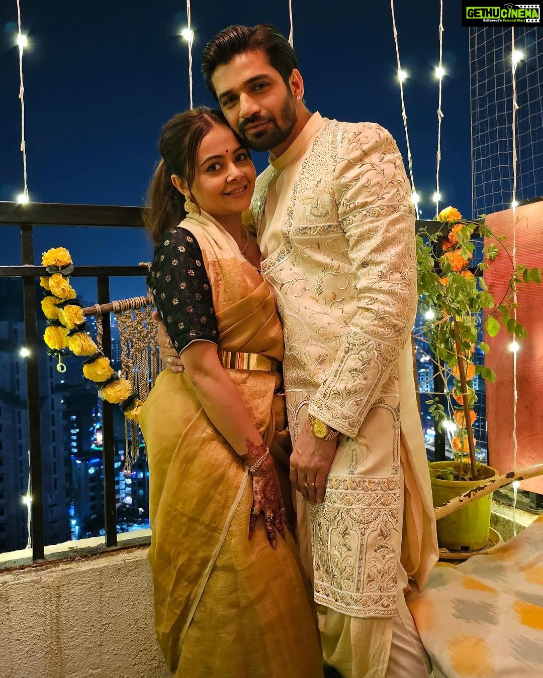 Devoleena Bhattacharjee Instagram - And indeed its A very happy Diwali. Once again Happy Deepavali everyone. 🪔❤️🪔 #diwali2023 #family #friends #diwaliparty #festivevibes #celebratinglife #devoleena #happydiwali #nightfulloflight Mumbai, Maharashtra