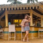 Devshi Khandur Instagram - 🫶💋💫 @tajfortaguada #devshikhanduri #tajfortaguada #travel #goa #india #explore #lux #destination #fashion #beauty #curlyhair TAJ, fort aguada Goa
