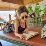 Devshi Khandur Instagram - Chill vibes 🫶 Swipe ⬅️⬅️⬅️ #devshikhanduri #chill #book #relax #calm #peace #omshanti #beautiful #livelife #selflove #positivevibes #fit #fitness #fitgirl #love