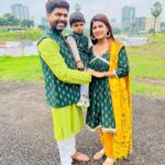 Dhamnashree Kadgaonkar Instagram – Thank u so much @kalaa_bynanda for taking this efforts for 3 of us .. we loved the theme .. 
#festiveattirecontinues #festival #dhanashrikadgaonkar #kalabynanda #ganapatipuja #jacketstyle #kurti #instgram #kabir 

Durvesh’s and Kabir’s jacket and my Kurti by @kalaa_bynanda ❤️❤️❤️ Ghodbandar Road Thane