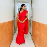Dhamnashree Kadgaonkar Instagram - Festive attire continues… #dhanashrik #ganapati #festival #festiveattire #tuchalpudha #zeemarathiofficial #instagram #phpto Ghodbandar Road Thane