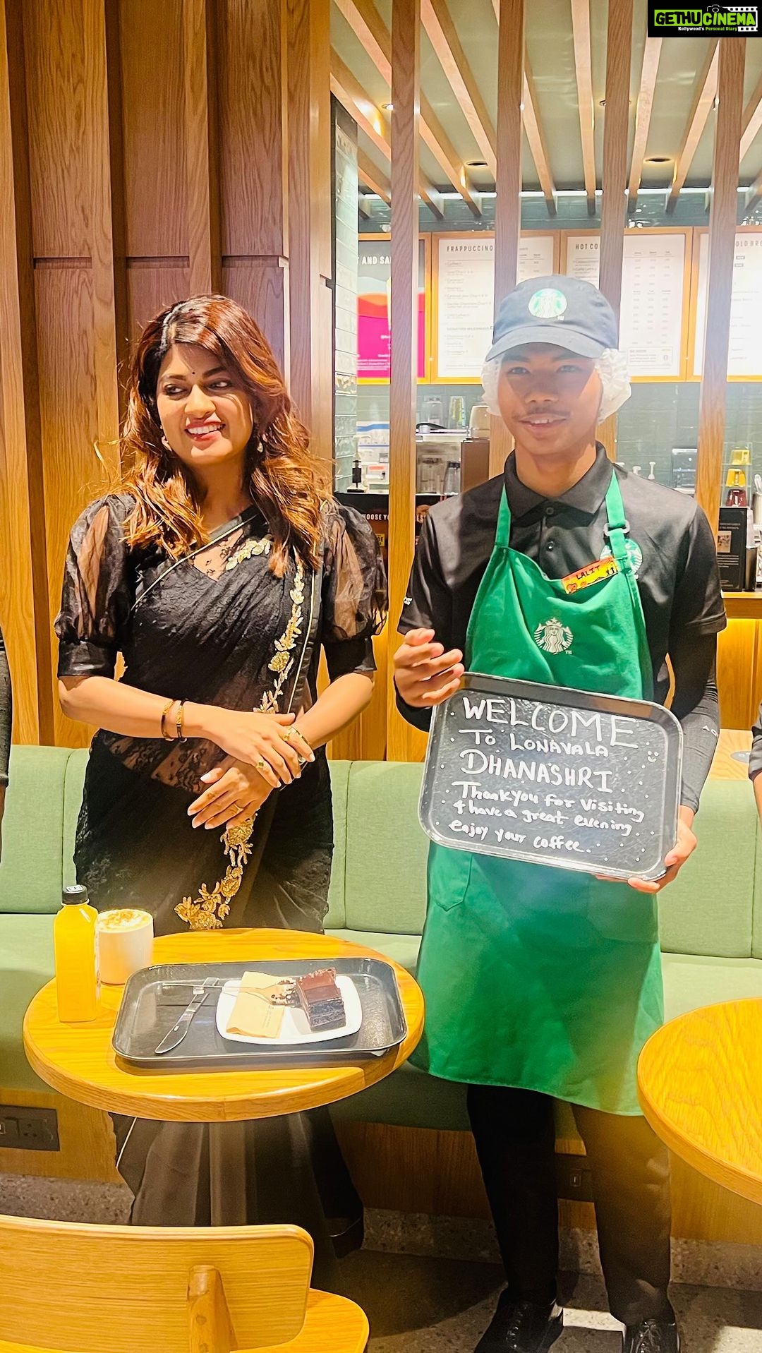 Dhamnashree Kadgaonkar Instagram - Dahi handi 2023 was hectic but so much fun and overwhelming.. While travelling from Thane to Pune, wanted to have some coffee so took a halt @starbuckslonavala They instantly recognised and offered a very good service.. Such an amazing gesture by fans .. I am so so greatful and blessed for the love m getting since these years .. can’t thank u guys enough.. I ll be always thankful for this .. so much love to @starbuckslonavala #dhanashrikdgaonkar #love #keeploving #keepsupporting #zeemarathiofficial #tuchalpudha #shilpirocks #fanlove #greatful Lonavala - लोणावळा