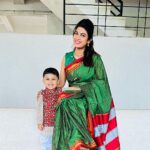 Dhamnashree Kadgaonkar Instagram - Just some pure love ❤️ Me and Kabir .. ❤️🥰 #dhanashrikadgaonkar #kabir #lovemomson #cutest