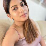 Dhamnashree Kadgaonkar Instagram - No makeup day … @dr.tanvivaidya_dermamd #dhanashrikadgaonkar #skincare #dermatologist #metime #loveurself #instagood Thane West, Thane