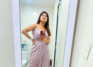 Dhamnashree Kadgaonkar Instagram - No makeup day … @dr.tanvivaidya_dermamd #dhanashrikadgaonkar #skincare #dermatologist #metime #loveurself #instagood Thane West, Thane