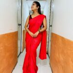 Dhamnashree Kadgaonkar Instagram – Festive attire continues…

#dhanashrik #ganapati #festival #festiveattire #tuchalpudha #zeemarathiofficial #instagram #phpto Ghodbandar Road Thane
