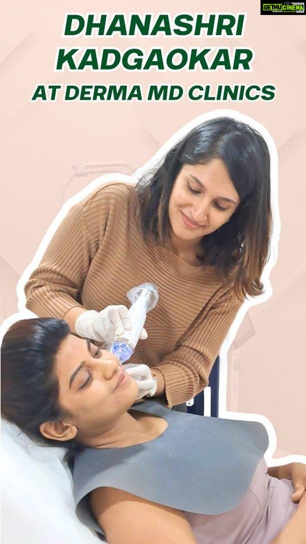 Dhamnashree Kadgaonkar Instagram - It’s very difficult to manage skin care with shoots and so much make up. Acne has been an annoying friend on and off, and it’s left some even more annoying scars? So what do I do? Always stick to relying on science and visit a dermatologist. My favourite is Dr. Tanvi Vaidya in Thane! Today we did MNRF for my acne scars. What is MNRF? It’s Microneedling with Radiofrequency- a technology that boosts collagen production and helps even out skin texture, works on scars, and a great bonus is it’s anti ageing benefits! Who do you rely on when it comes to your skin? #dermatologista #dermatologistinmumbai #bestdermatologist #acne #acnetreatment #acnescar #acneproneskincare Thane/Maharashtra