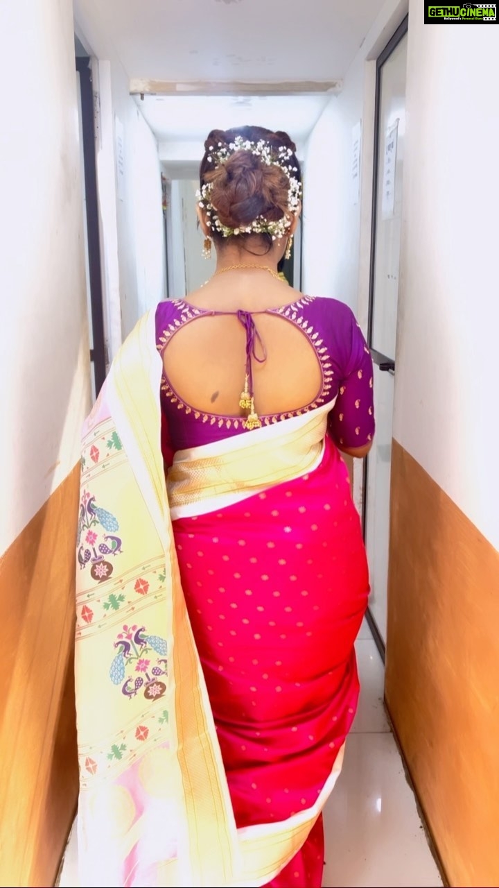 Dhamnashree Kadgaonkar Instagram - There’s lot of struggle behind one reel ya …. Coming soon with this look.. #staytuned