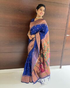 Dhamnashree Kadgaonkar Instagram - विजया दशमीच्या शुभेच्छा ..

Sari by @khushiifashion 

#dhanashrikadgaonkar #tuchalpudha #happydasara #dashhehara #sari #tradition #nath #zeemarathiofficial #event #nigdipune
