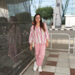 Dhanya Mary Varghese Instagram - Random clicks... #dhanyamaryvarghese #actress #model #casuals #casualstyle #airportlook #bangalore #newwork