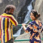 Dhivya Duraisamy Instagram - @maheswarichanakyan @naanungalfj @kiran.drk #tirunelveli #Hotstar_web_series #manimutharudam #agasthiyarfalls