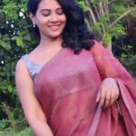 Dhivya Duraisamy Instagram - ❤🔥🧡