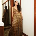 Dia Mirza Instagram - Celebrating the power of cinema to unite, to spread love and truly uplift our lives 🐯 Thank you @mumbaifilmfestival @anupama.chopra @priyankachopra @_iiishmagish for a spectacular opening night ❤️ We chose to wear the "Rudraksha" jumpsuit which is a fusion of tradition and modernity, drawing inspiration from the rich heritage of handwoven brocades, silk weaves and textiles from Banaras. It represents luxury by blending traditional textiles into contemporary design. The jumpsuit is in a colour palette of gold, ebony, grey, and copper, which are enhnaced through intricate embroidery techniques such as aari, dori, tikki, and zardozi by @ritukumarhq @amrishpkumar 🙏🏻 Jewellery courtesy @mahesh_notandass Make up @__seharkhan__ Hair @lakshsingh__ Photos @anups_ Managed by @exceedentertainment #JioMamiMumbaiFilmFestival2023 #VocalForLocal #HandcraftedInIndia #MadeInIndia Mumbai, Maharashtra