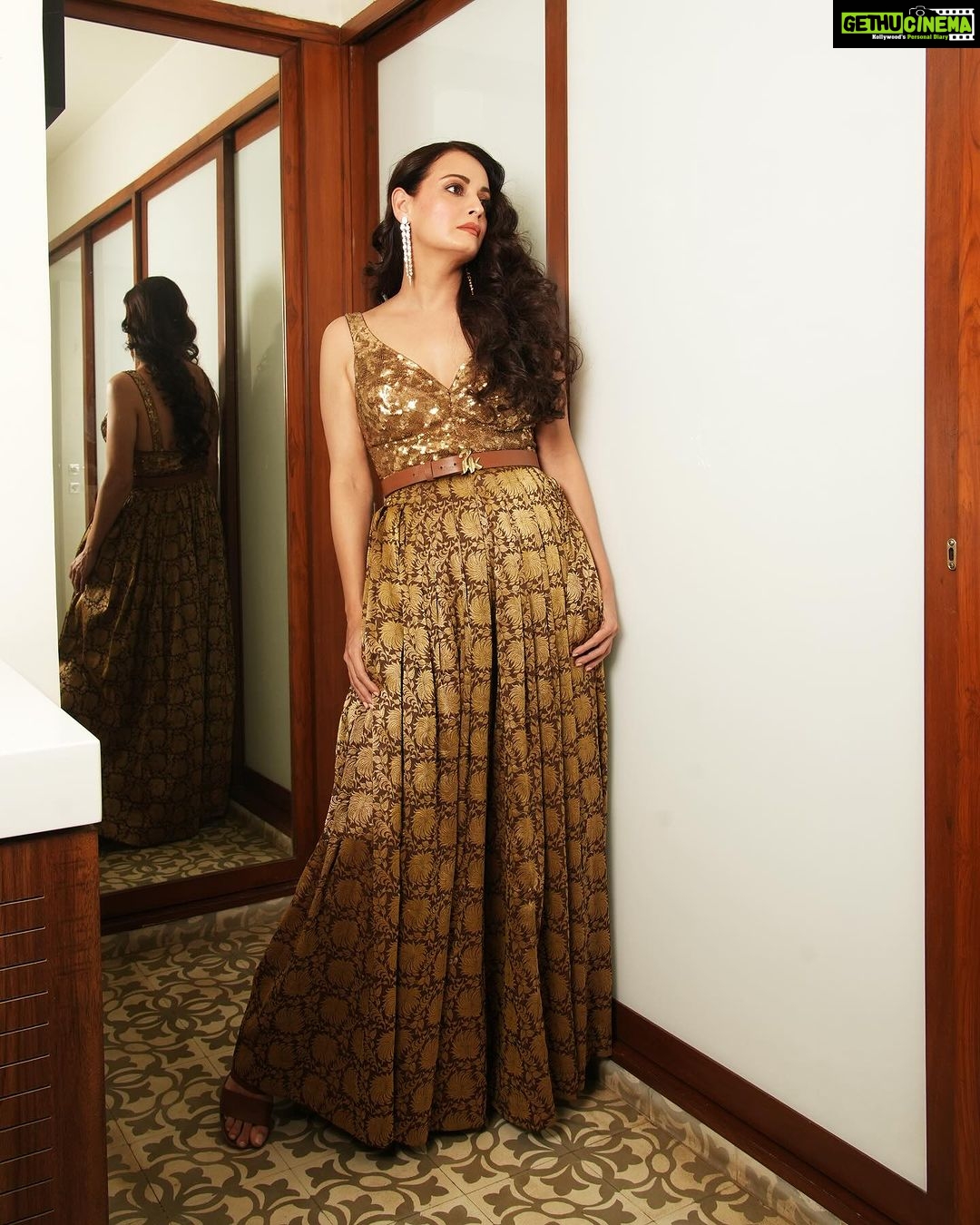 Dia Mirza Instagram - Celebrating the power of cinema to unite, to spread love and truly uplift our lives π― Thank you @mumbaifilmfestival @anupama.chopra @priyankachopra @_iiishmagish for a spectacular opening night β€οΈ We chose to wear the "Rudraksha" jumpsuit which is a fusion of tradition and modernity, drawing inspiration from the rich heritage of handwoven brocades, silk weaves and textiles from Banaras. It represents luxury by blending traditional textiles into contemporary design. The jumpsuit is in a colour palette of gold, ebony, grey, and copper, which are enhnaced through intricate embroidery techniques such as aari, dori, tikki, and zardozi by @ritukumarhq @amrishpkumar ππ» Jewellery courtesy @mahesh_notandass Make up @__seharkhan__ Hair @lakshsingh__ Photos @anups_ Managed by @exceedentertainment #JioMamiMumbaiFilmFestival2023 #VocalForLocal #HandcraftedInIndia #MadeInIndia Mumbai, Maharashtra