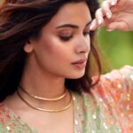 Diana Penty Instagram - 🧡 Magazine: @globalspaindia Chief Editor: @parineetasethi Creative Director: @juhi.ali Stylist: @namitaalexander Photographer: @shivamguptaphotography Make-up & Hair: @shraddhamishra8 Outfit: @archanashahofficial Jewellery: @equiivalence Publicist: @idhyahmedia @sanchitatrivdedi Cinematographer: @haroon_ali15 Location: @thelalitmumbai By: @volokal Co-ordinated by: @nadiiaamalik